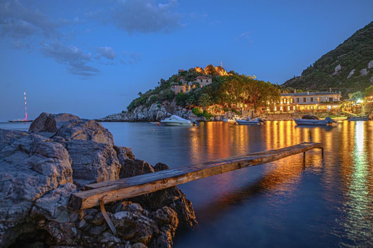 Aparthotel Cleopatra'S Miramare Damouchari Esterno foto